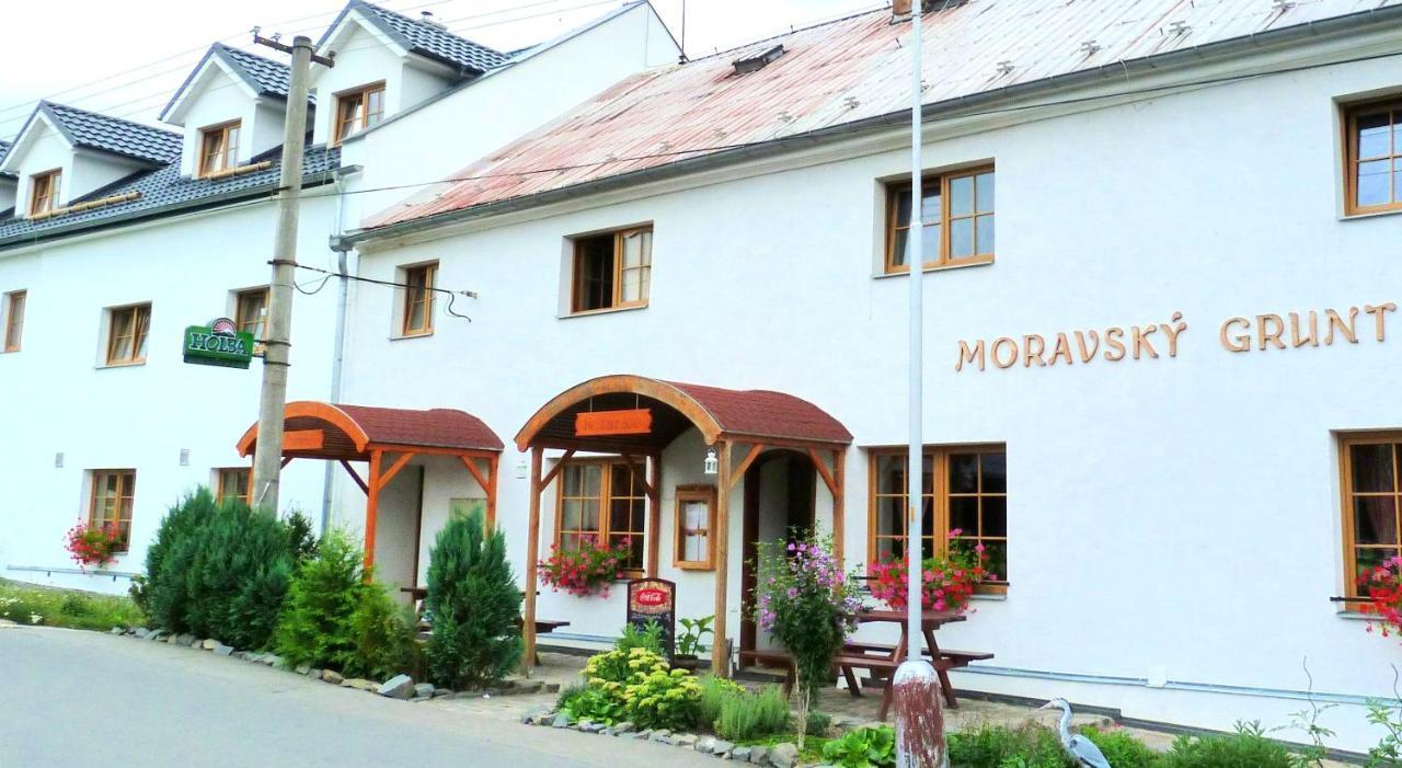 Apartmany Moravsky Grunt Olomouc Buitenkant foto